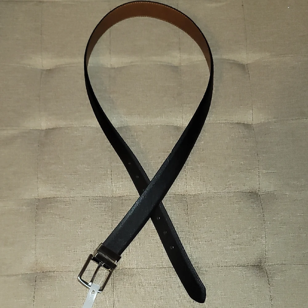 Old Navy Black and Brown Men's Reversible  Belt Sz: L NWOT